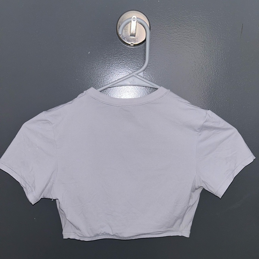 Skims Fits Everybody Super Cropped shirt in grey